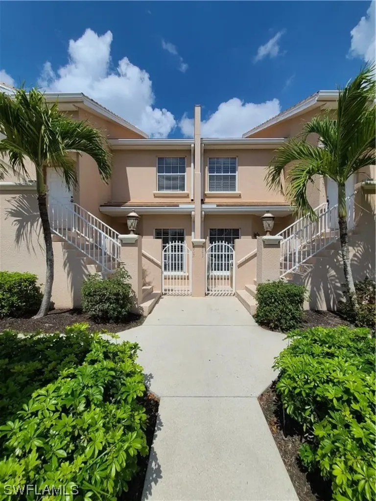 6290 Wilshire Pines Circle Naples FL 34109