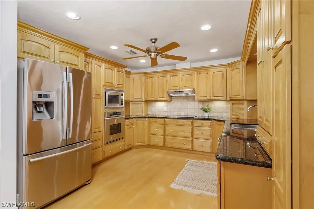 2193 Macadamia Street St. James City FL 33956