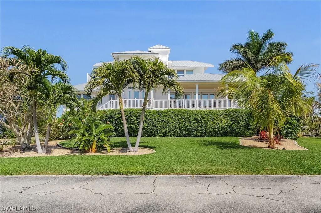 2193 Macadamia Street St. James City FL 33956