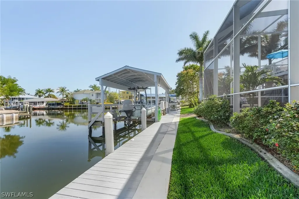 2193 Macadamia Street St. James City FL 33956