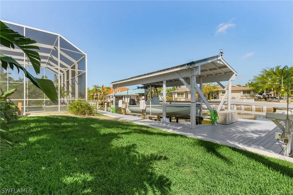 2193 Macadamia Street St. James City FL 33956