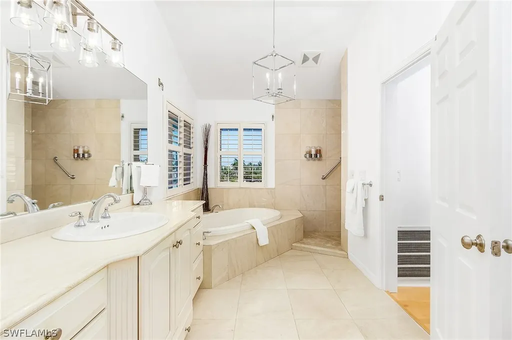 2193 Macadamia Street St. James City FL 33956