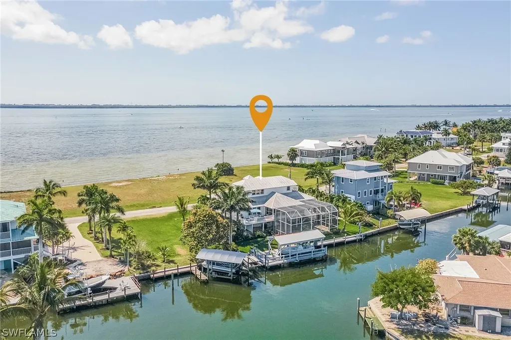 2193 Macadamia Street St. James City FL 33956