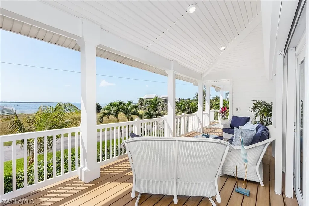 2193 Macadamia Street St. James City FL 33956