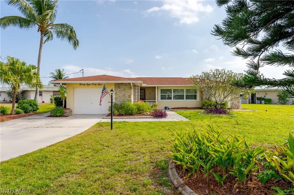 2843 SE 18th Court Cape Coral FL 33904