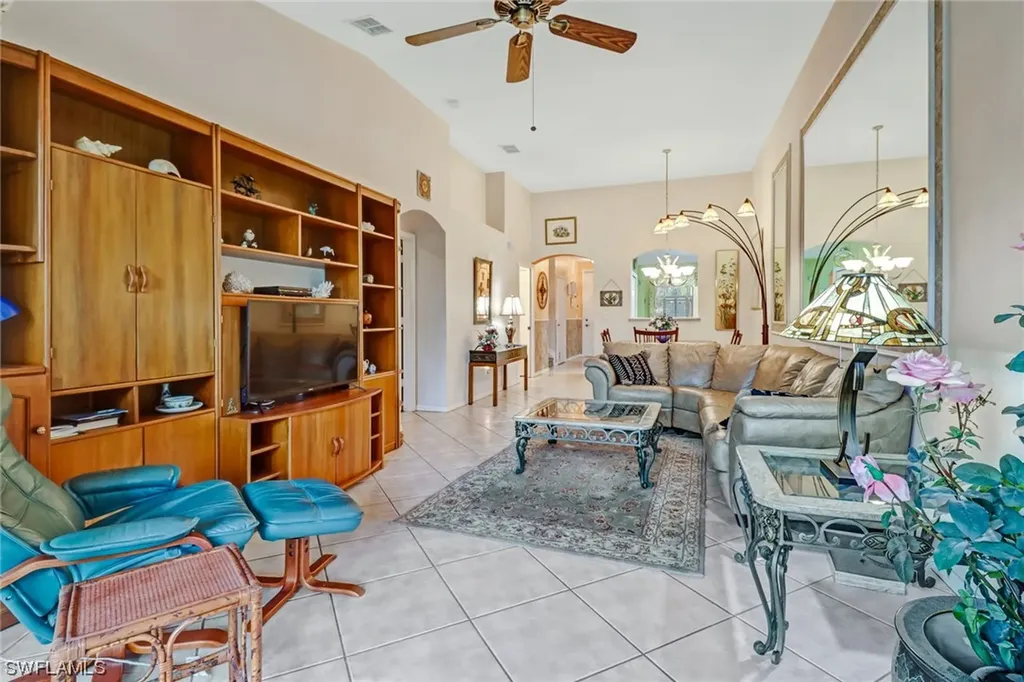 7555 Meadow Lakes Drive Naples FL 34104