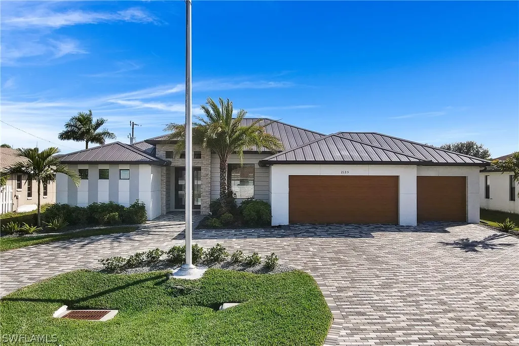 2125 SE 18th Avenue Cape Coral FL 33990