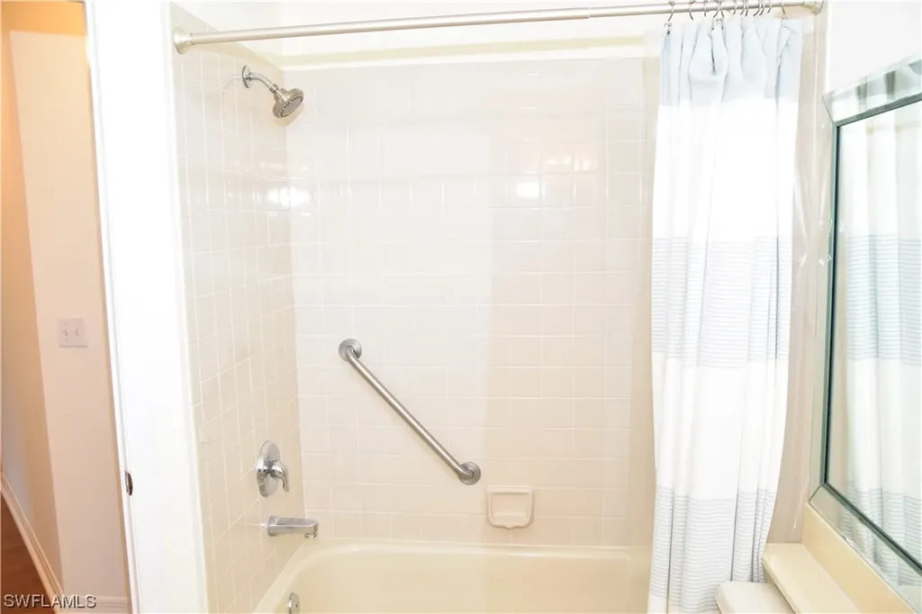 78 Bennington Drive Naples FL 34104
