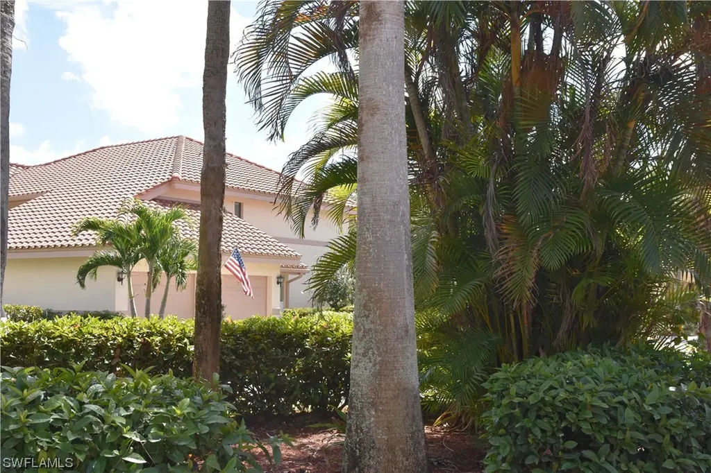 78 Bennington Drive Naples FL 34104
