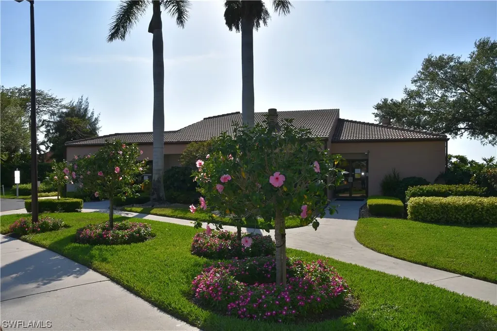 78 Bennington Drive Naples FL 34104