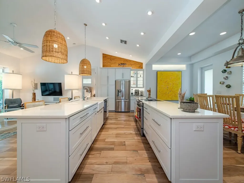 1287 10th Avenue N Naples FL 34102