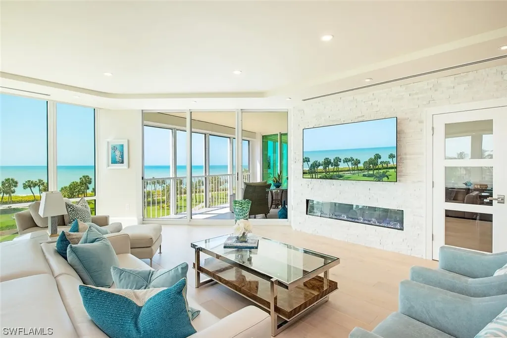 3991 Gulf Shore Boulevard N Naples FL 34103