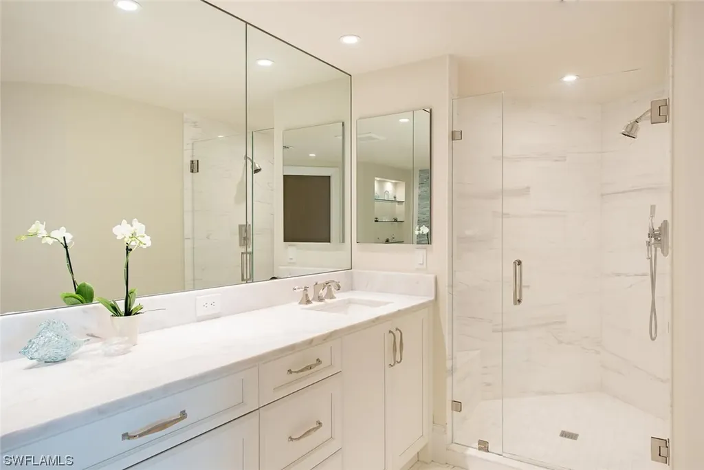 3991 Gulf Shore Boulevard N Naples FL 34103