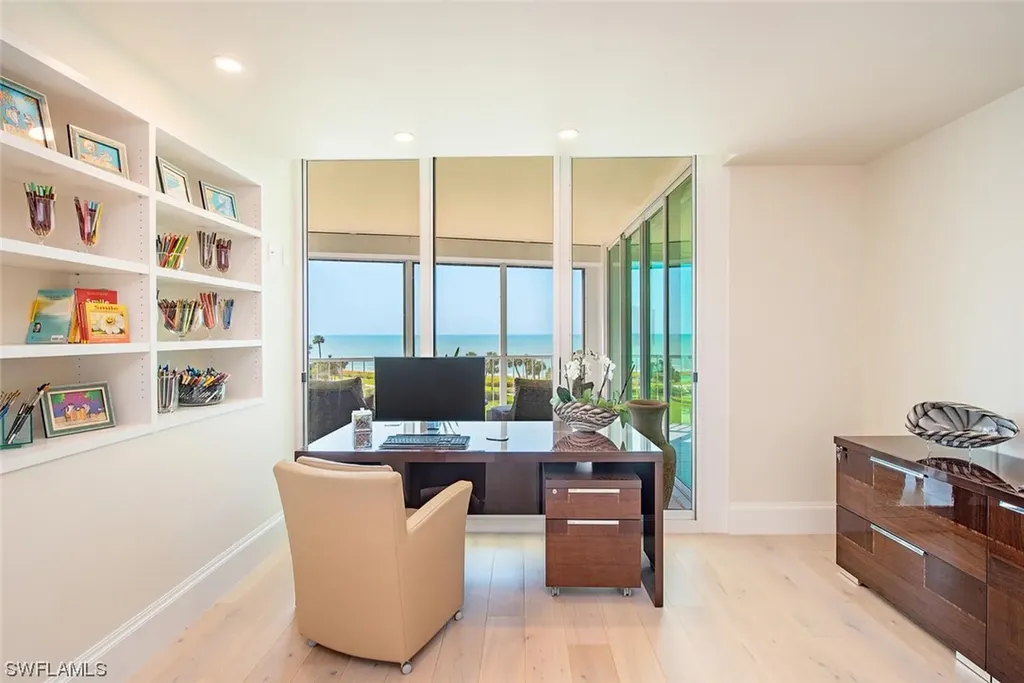 3991 Gulf Shore Boulevard N Naples FL 34103