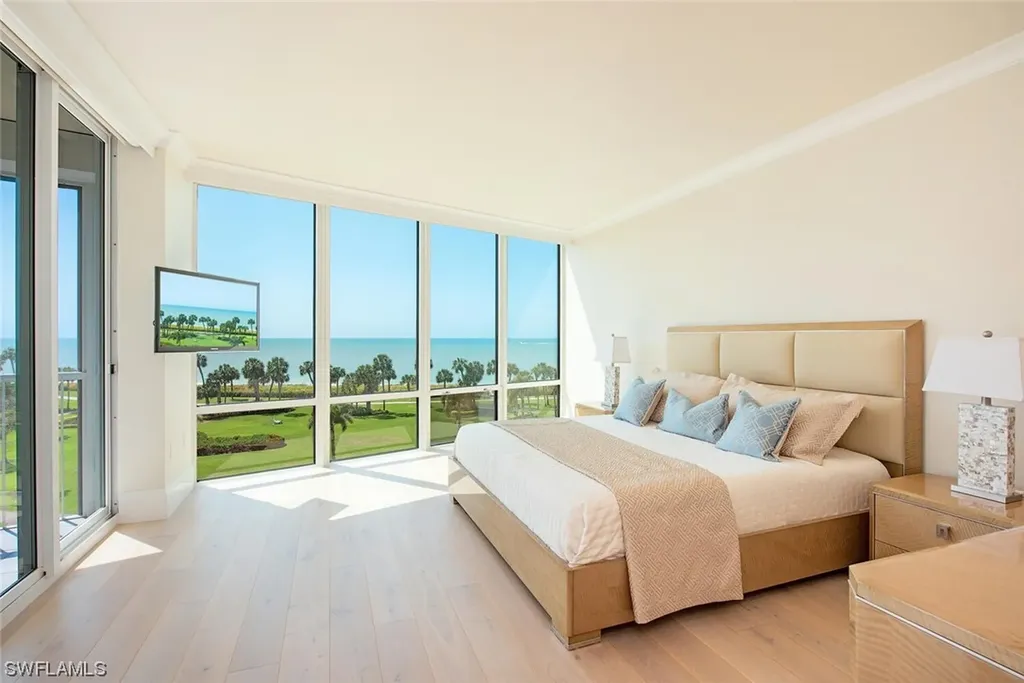 3991 Gulf Shore Boulevard N Naples FL 34103