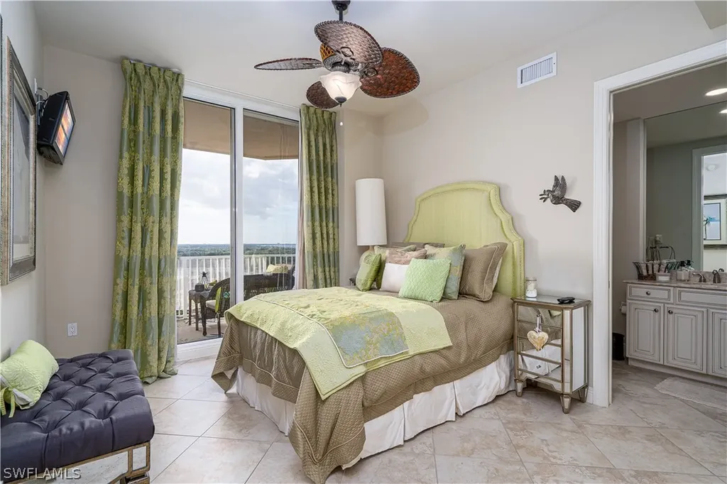 2090 W 1st Street Fort Myers FL 33901