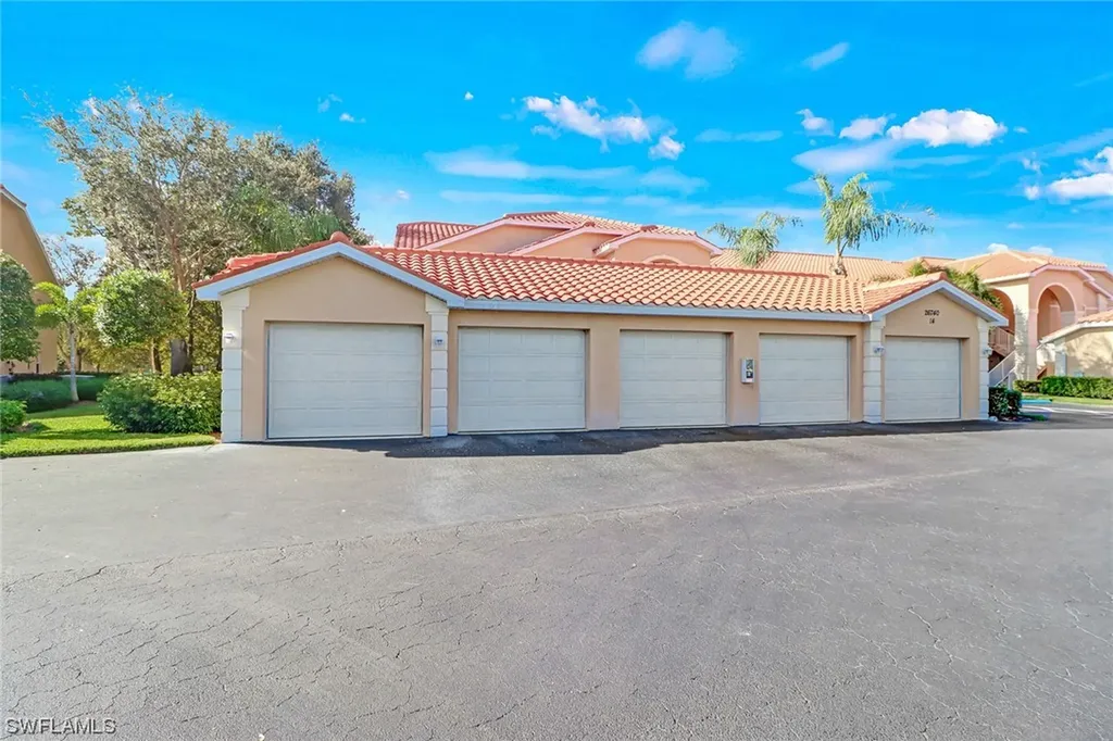 26740 Rosewood Pointe Lane Bonita Springs FL 34135