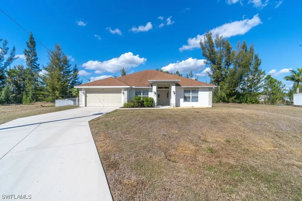 2121 NE 35th Terrace Cape Coral FL 33909