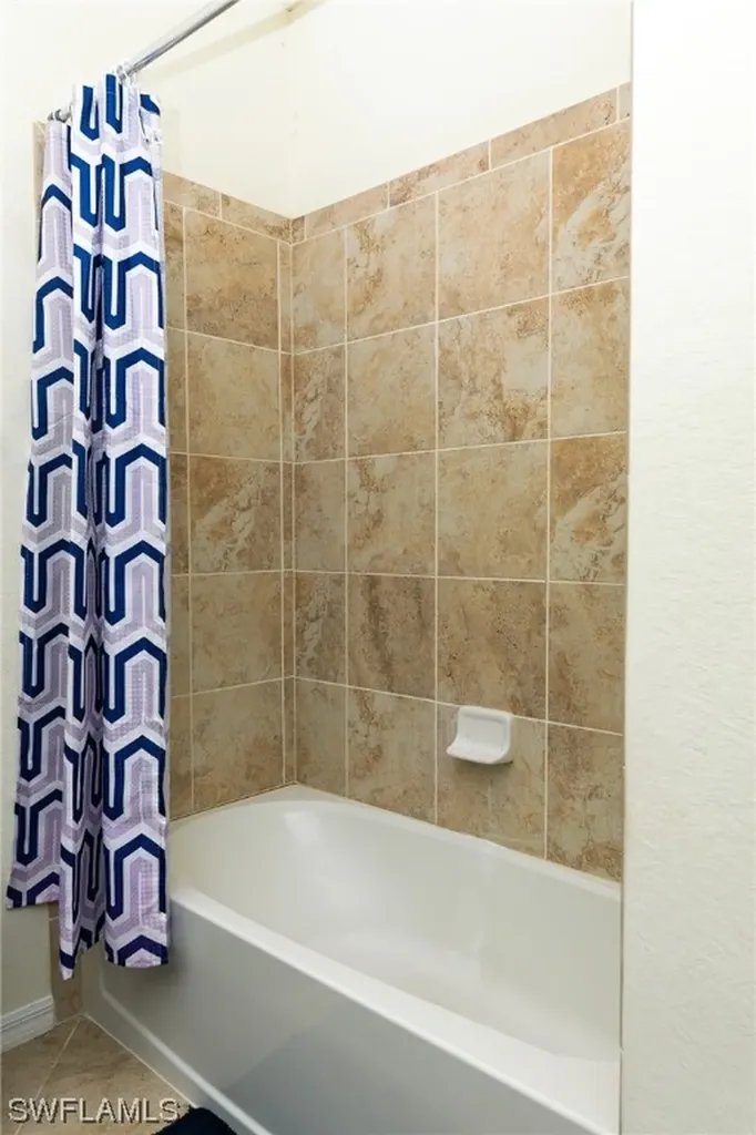 2650 Bloom Lane Naples FL 34120