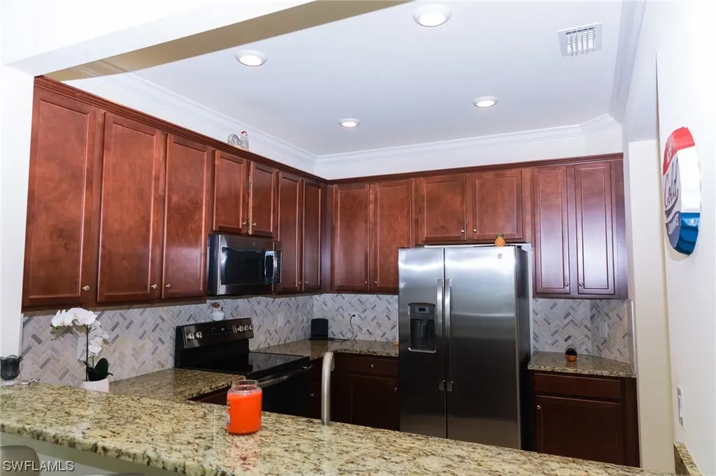 2650 Bloom Lane Naples FL 34120