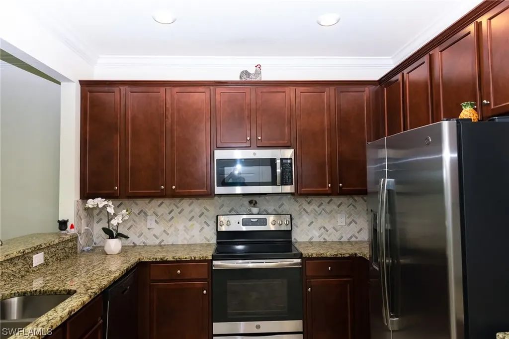 2650 Bloom Lane Naples FL 34120