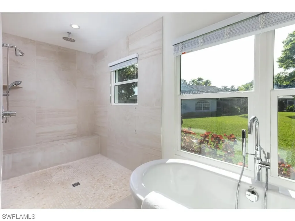 231 Burning Tree Drive Naples FL 34105