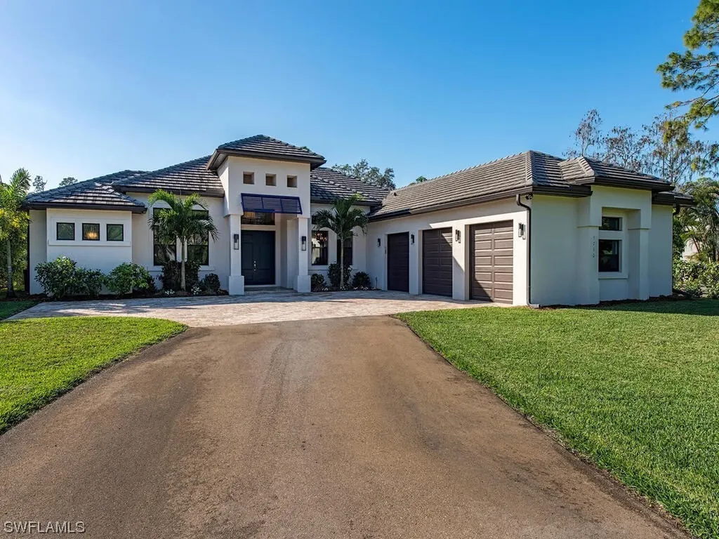 5710 Spanish Oaks Lane Naples FL 34119
