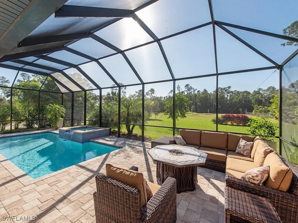 5710 Spanish Oaks Lane Naples FL 34119