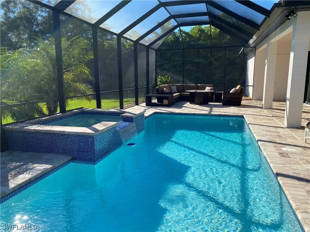 5710 Spanish Oaks Lane Naples FL 34119
