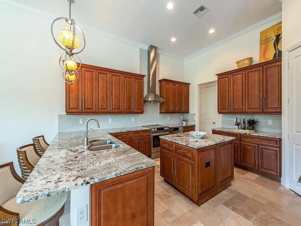 5710 Spanish Oaks Lane Naples FL 34119