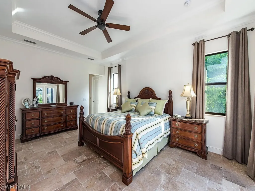 5710 Spanish Oaks Lane Naples FL 34119
