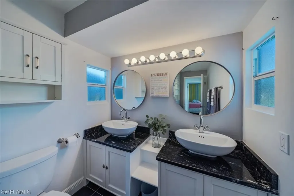 108 Mentor Drive Naples FL 34110