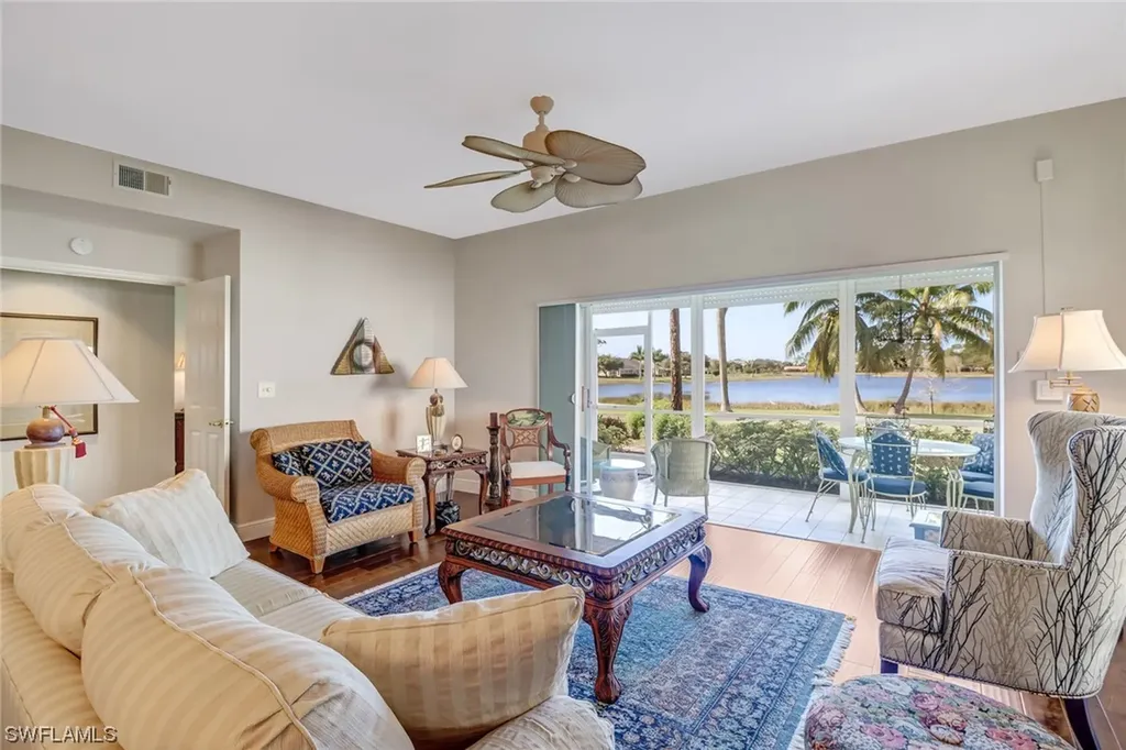 Naples FL, 2827 Aintree Lane, Unit C104