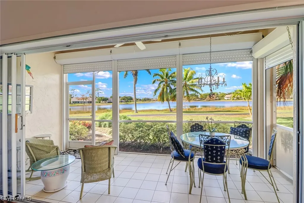 2827 Aintree Lane Naples FL 34112