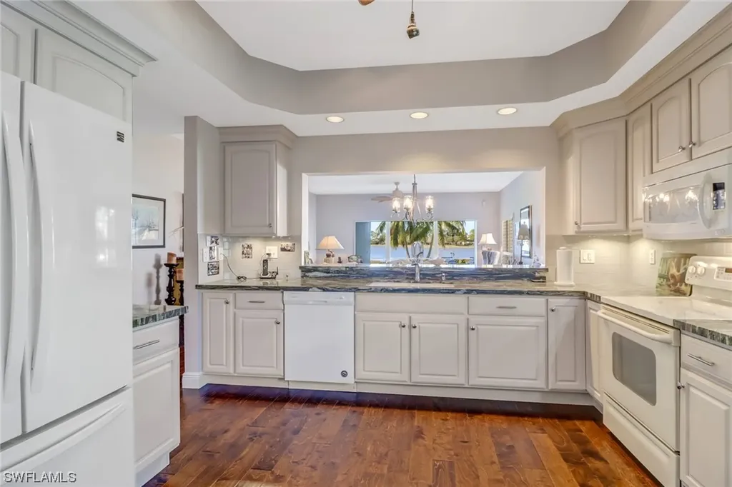2827 Aintree Lane Naples FL 34112
