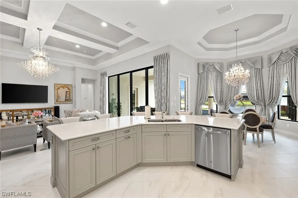 7607 Trento Circle Naples FL 34113
