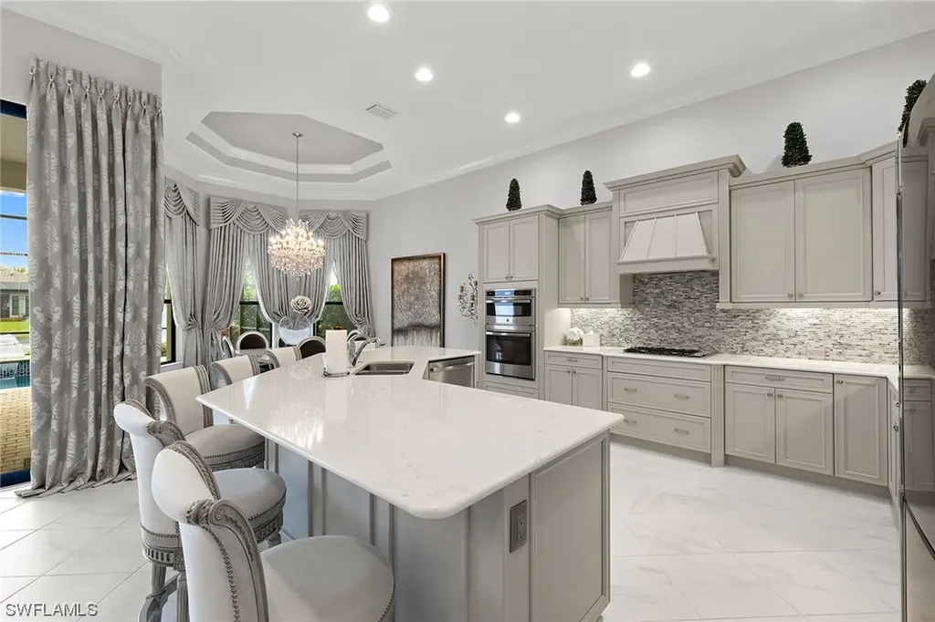 7607 Trento Circle Naples FL 34113