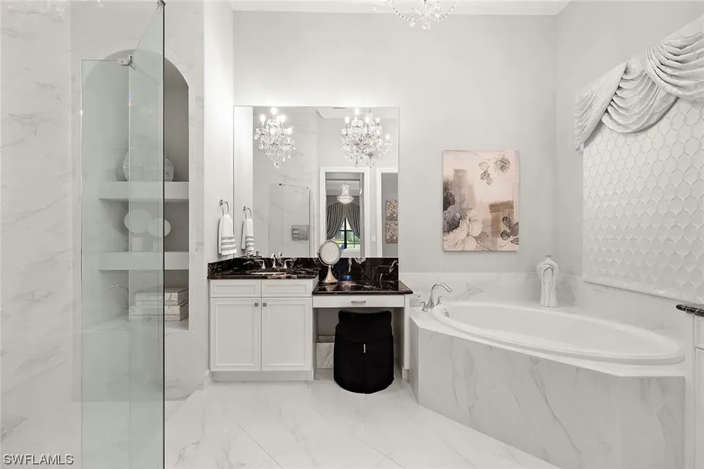 7607 Trento Circle Naples FL 34113