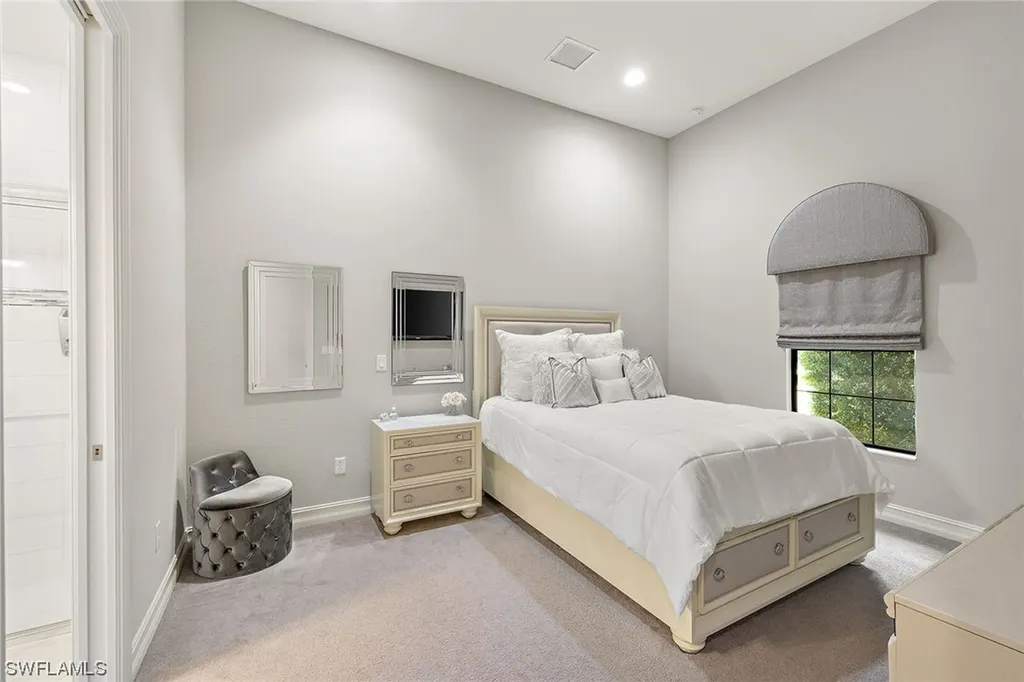7607 Trento Circle Naples FL 34113