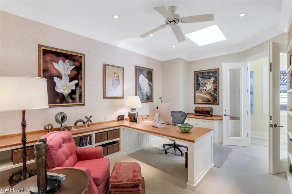 7833 Via Vecchia Naples FL 34108