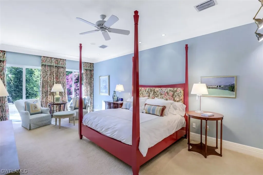 7833 Via Vecchia Naples FL 34108