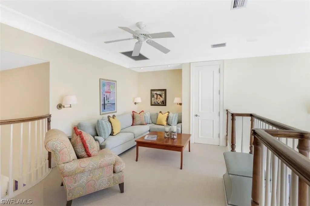 7833 Via Vecchia Naples FL 34108