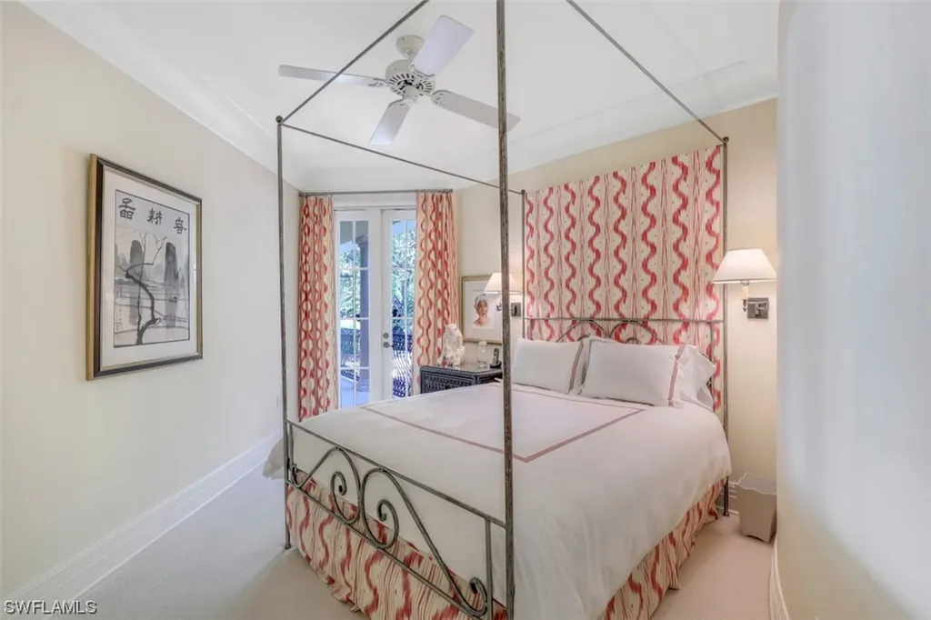 7833 Via Vecchia Naples FL 34108