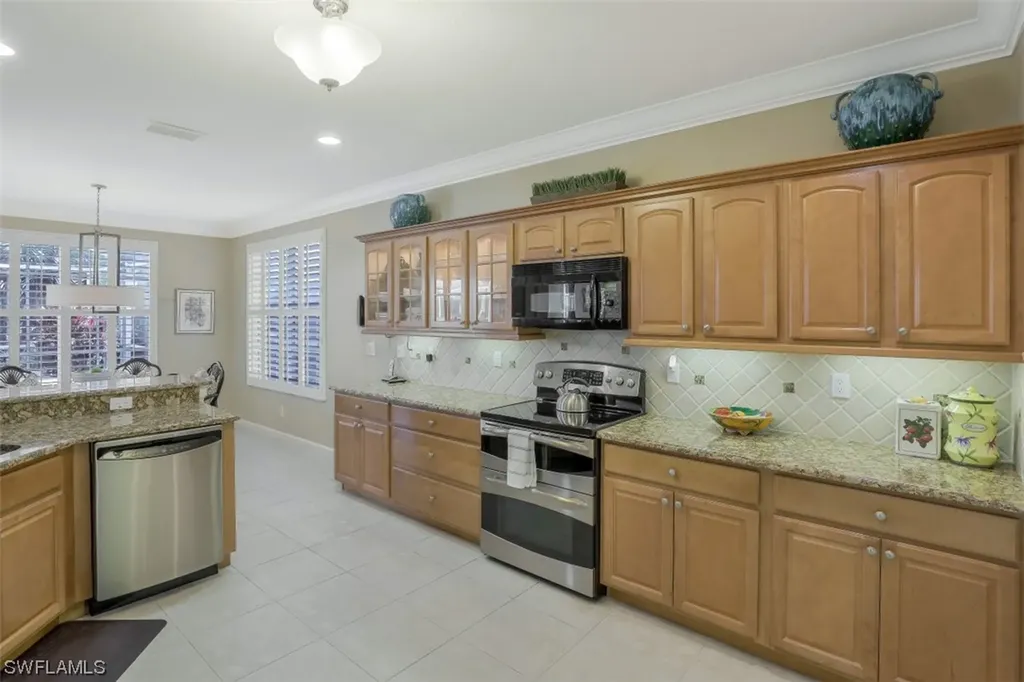 23181 Oakglen Lane Estero FL 34135