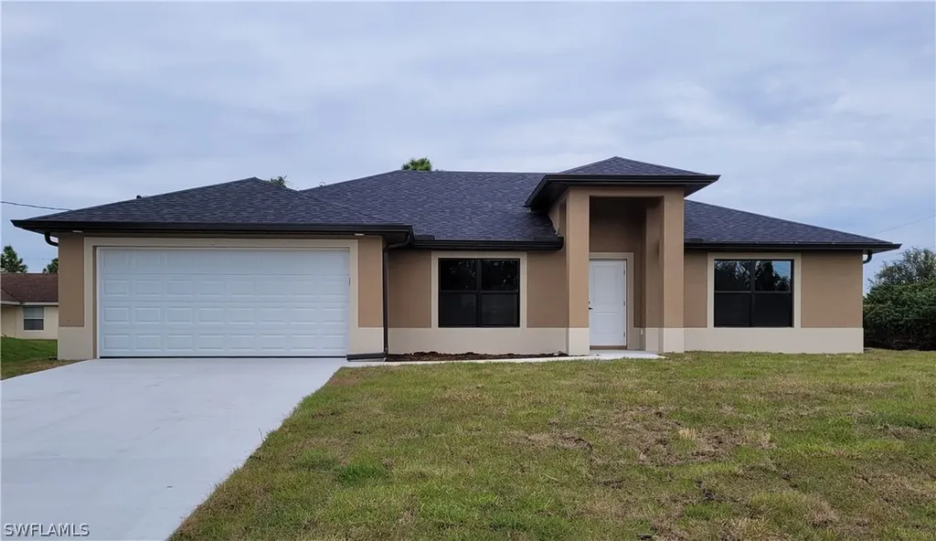 921 Magnolia Avenue Lehigh Acres FL 33972