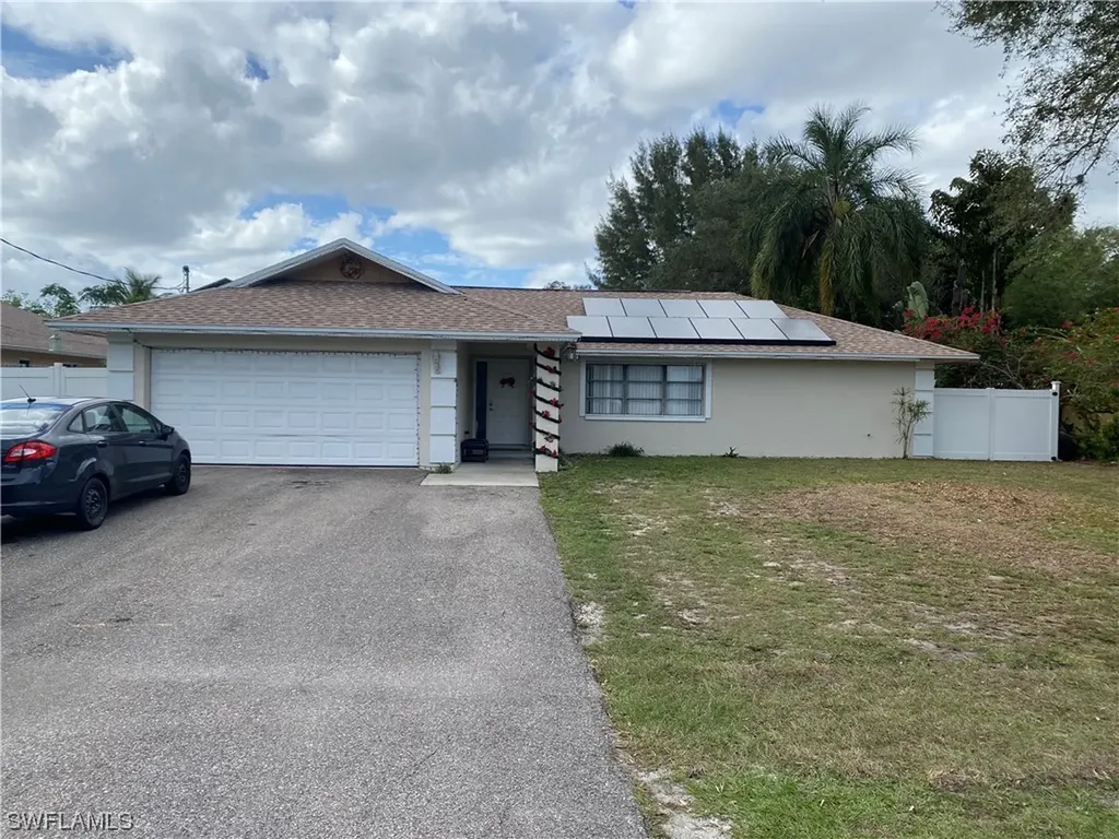 3161 43rd Street SW Naples FL 34116