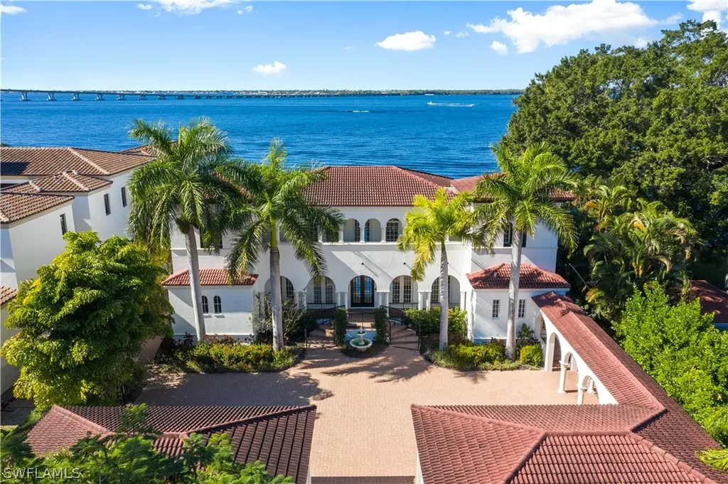 1130 Tipton Court Fort Myers FL 33901