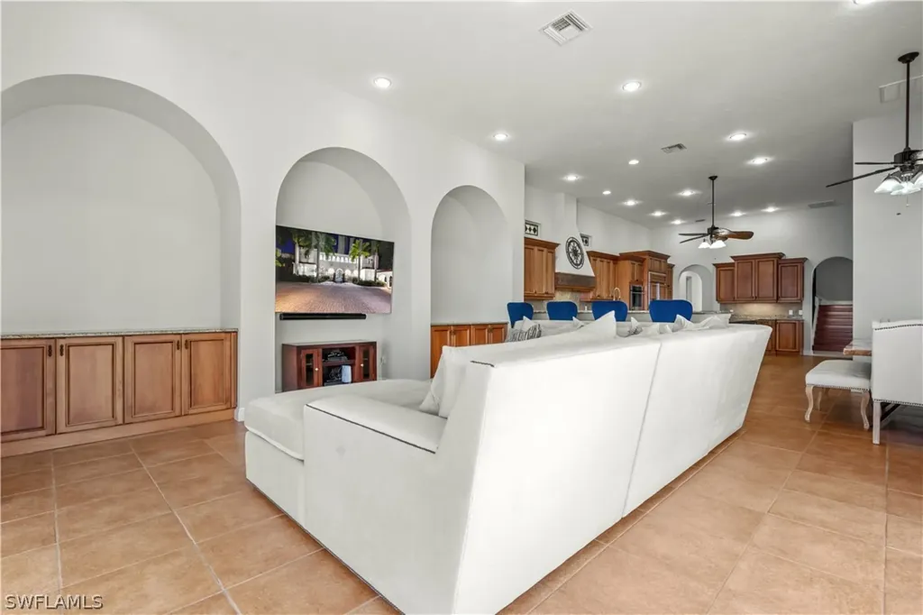 1130 Tipton Court Fort Myers FL 33901