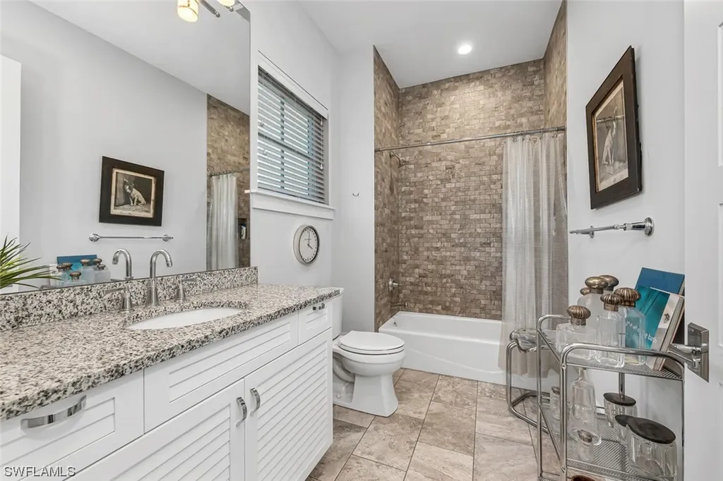 9137 Mercato Way Naples FL 34108