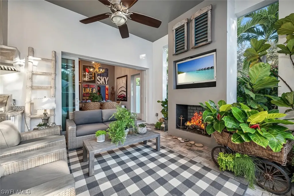 9137 Mercato Way Naples FL 34108